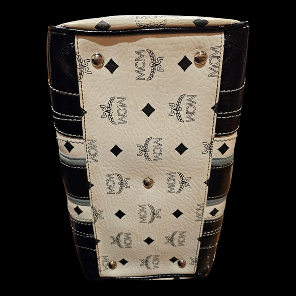 MCM Boston Bag - White And Black - Picture 9 of 12